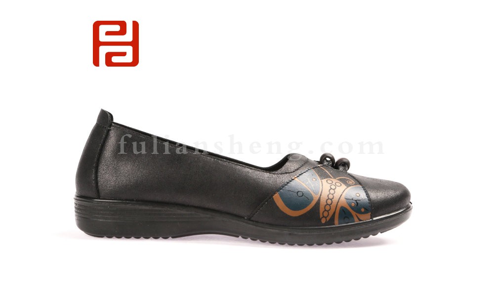 jucaikcp2020春季软底软面休闲中老年妈妈鞋女士单鞋图片