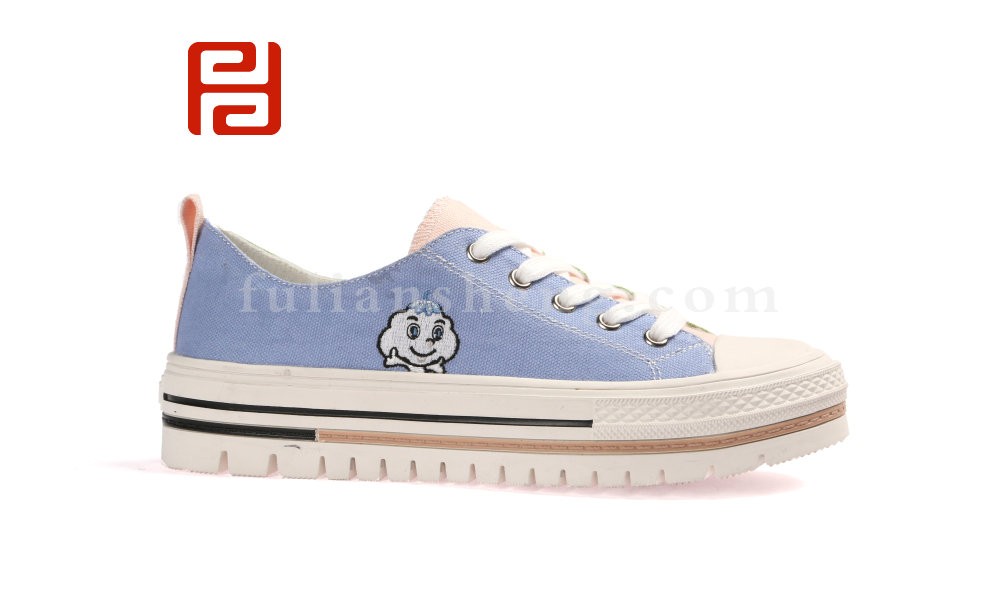 jucaikcp休闲板鞋 厚底帆布鞋棉麻刺绣舒适布鞋图片