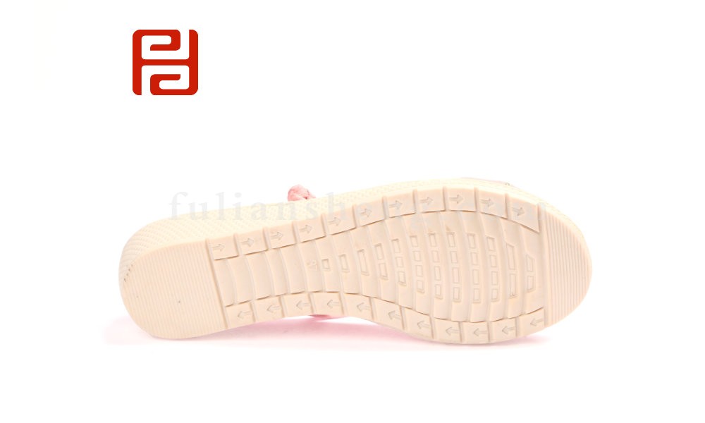 jucaikcp老北京布鞋春时尚民族风绣花坡跟女单鞋图片