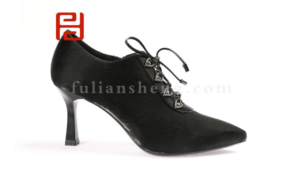 jucaikcp春款单鞋黑色高跟鞋百搭休闲鞋工作通勤细跟女鞋子图片