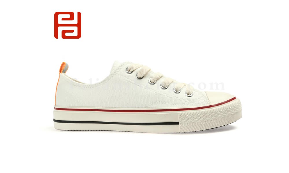 jucaikcp帆布鞋小白鞋女夏季新款休闲鞋 舒适透气板鞋图片