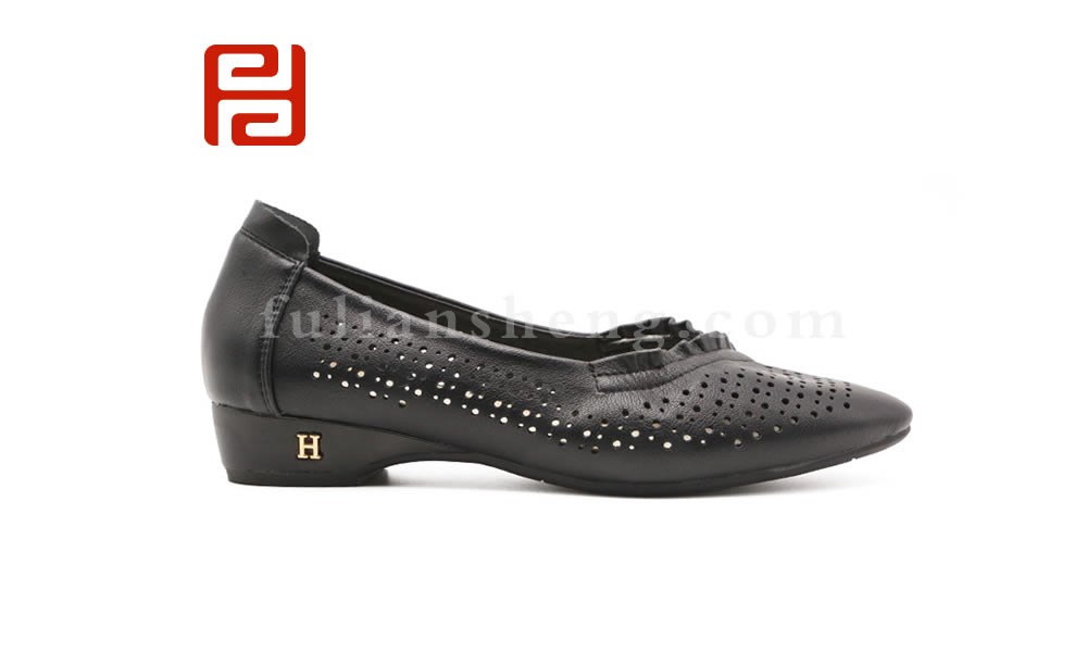 jucaikcp低跟单鞋女夏季镂空女鞋橡胶软底妈妈豆豆鞋子凉鞋图片