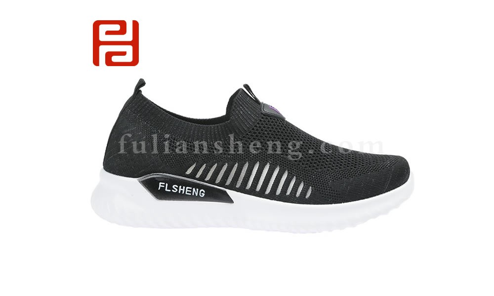 jucaikcp夏女士大网飞织透气运动凉鞋大码老北京布鞋图片