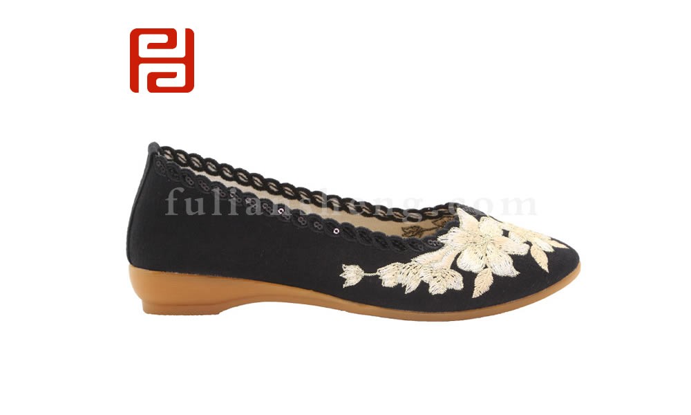 jucaikcp夏款女士刺绣坡跟亚麻透气浅口老北京布鞋图片