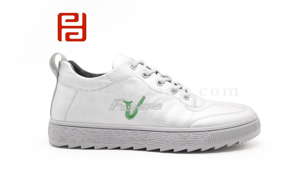 jucaikcp2020冬季新款雨伞布面料男百搭时尚潮流板鞋图片