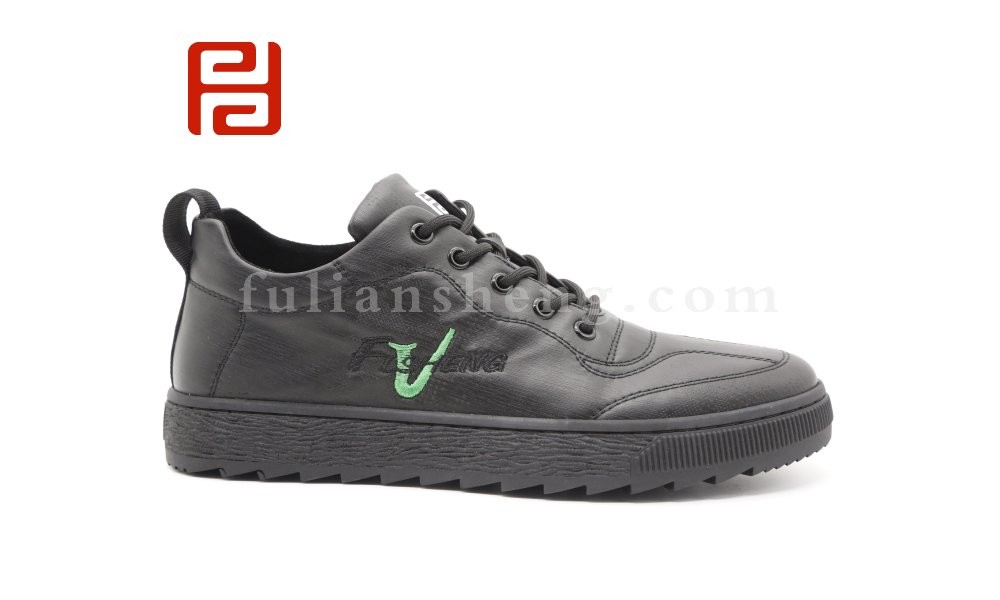 jucaikcp2020冬季新款雨伞布面料男百搭时尚潮流板鞋图片