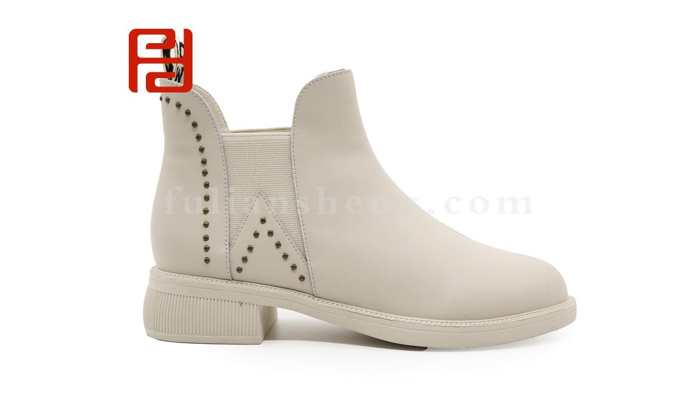 jucaikcp2020冬季新款女牛皮真皮英伦风网红一脚蹬及踝靴图片