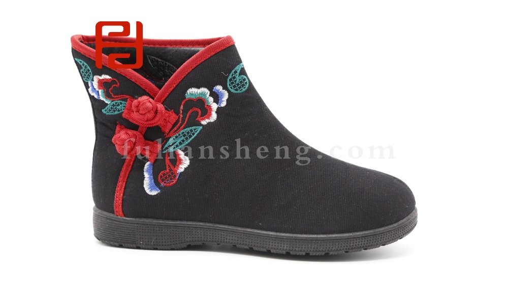 jucaikcp老北京布鞋2020冬季新款民族风中国风绣花印花短靴棉靴图片