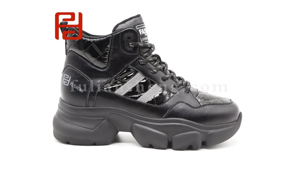 jucaikcp2020冬季新款时尚运动百搭高帮厚底显高牛皮老爹鞋图片