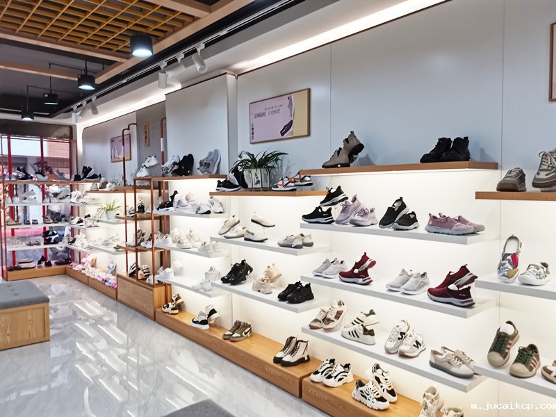 ​实体鞋店怎么样?什么是人气鞋店?