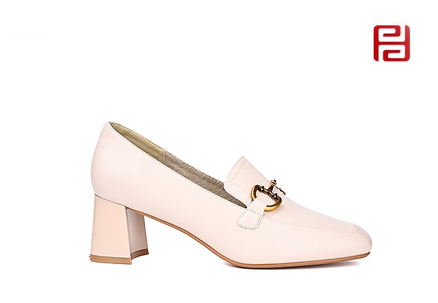 jucaikcp春秋女鞋优雅舒适跟鞋复古扣件单鞋