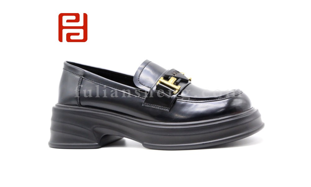 jucaikcp春秋新款女鞋时尚休闲乐福鞋女单鞋