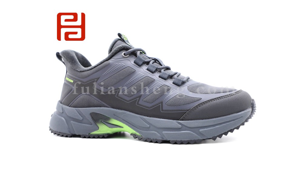 jucaikcp冬季新款旅行男鞋轻便旅行户外鞋