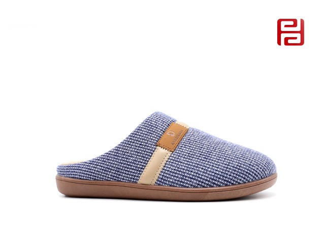 jucaikcp冬季新款居家时光男鞋女鞋情侣居家拖鞋