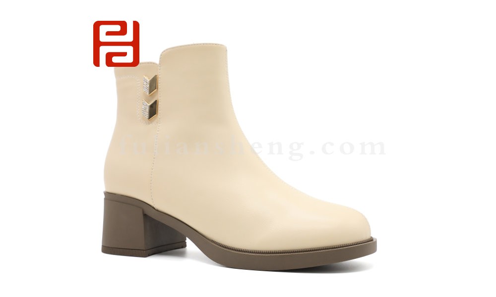 jucaikcp冬季新款轻松工作女鞋魅力时装时装鞋