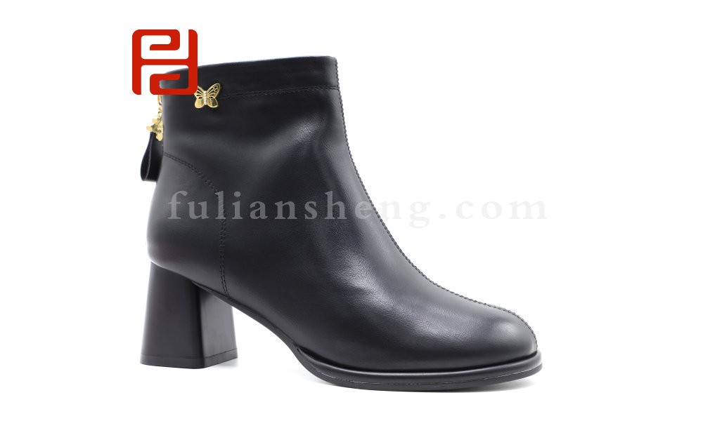 jucaikcp冬季新款轻松工作女鞋魅力时装鞋