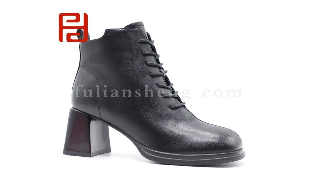 jucaikcp冬季新款轻松工作女鞋魅力时装鞋