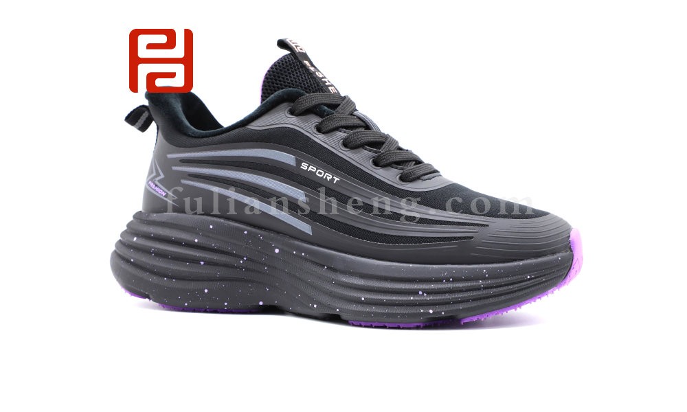 jucaikcp冬季新款运动生活女鞋快乐运动鞋