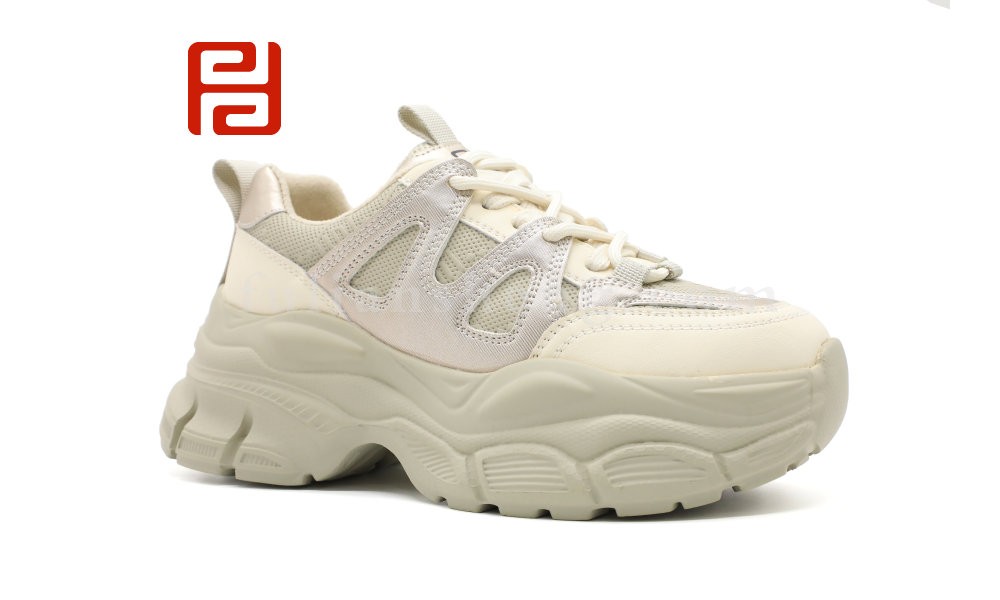 jucaikcp冬季新款运动生活女鞋时尚运动老爹鞋