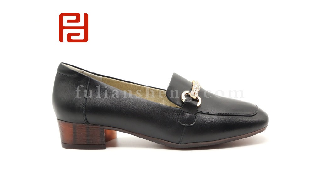 jucaikcp时尚浅口休闲鞋女鞋扣饰粗跟乐福鞋单鞋图片