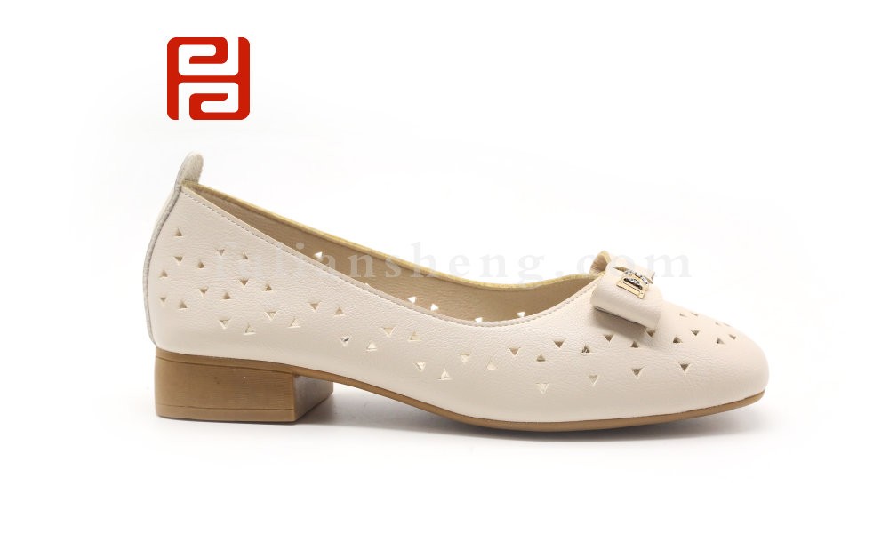 jucaikcp夏季浅口女粗跟镂空洞洞鞋中底跟舒适休闲女鞋图片