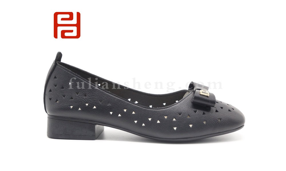 jucaikcp夏季浅口女粗跟镂空洞洞鞋中底跟舒适休闲女鞋图片