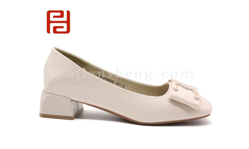 jucaikcp休闲鞋浅口软底舒适棉麻女鞋春秋新款工作白搭粗跟图片