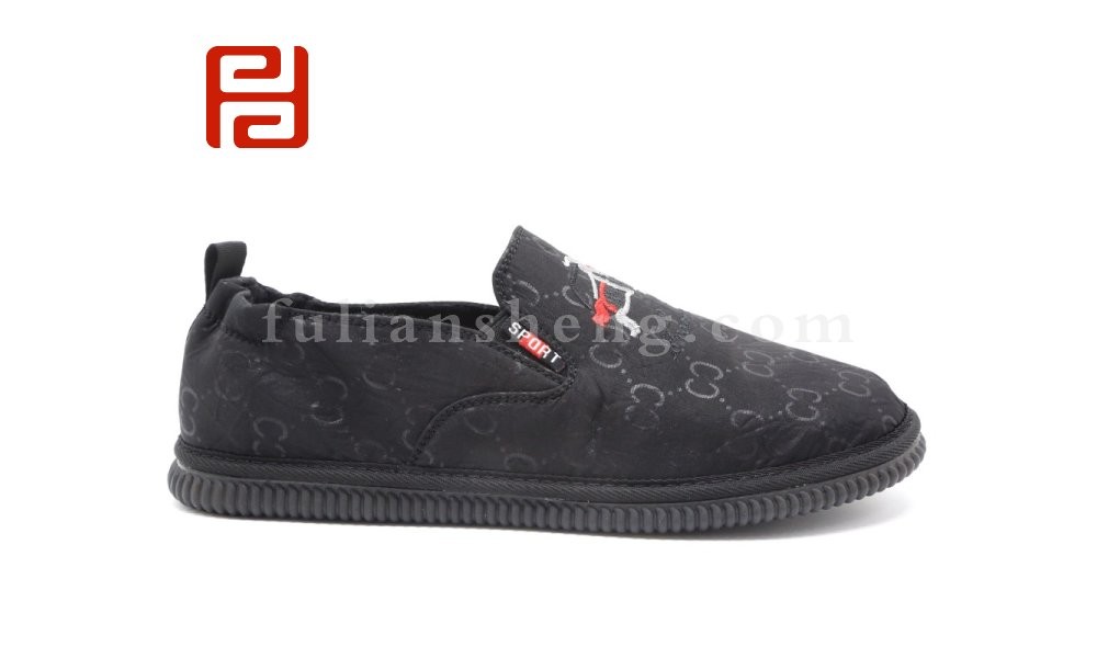 jucaikcp老北京布鞋休闲板鞋一脚蹬社会鞋黑色平底男鞋图片