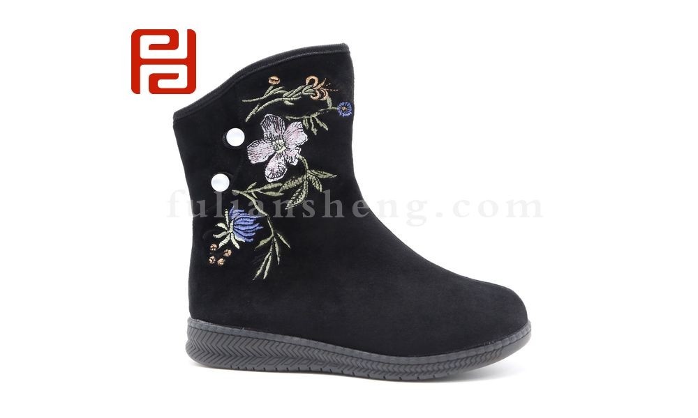 jucaikcp老北京布鞋冬加绒中国风刺绣女款短靴图片