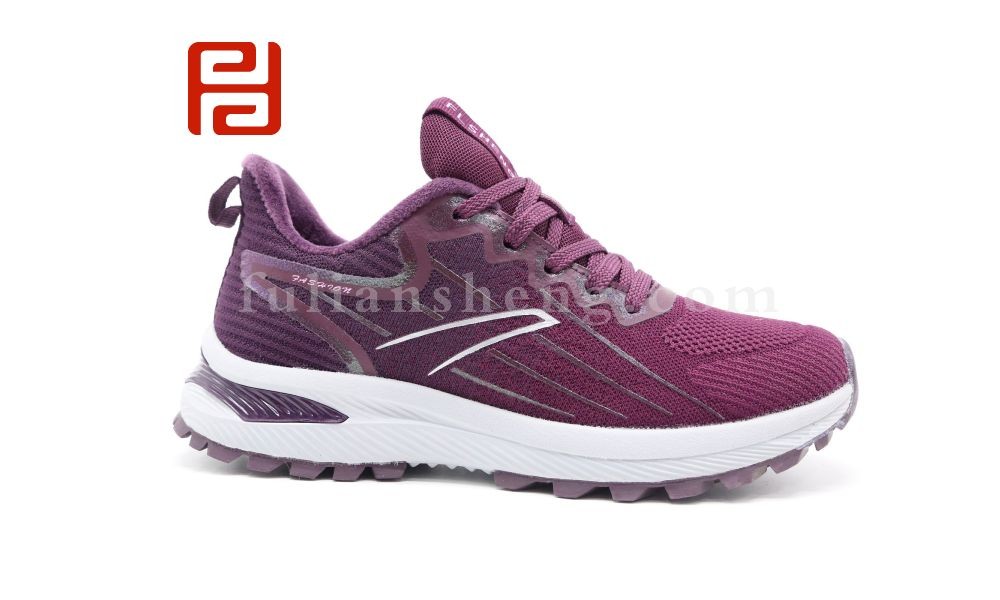 jucaikcp休闲鞋冬季飞织透气保暖加绒休闲运动女鞋图片