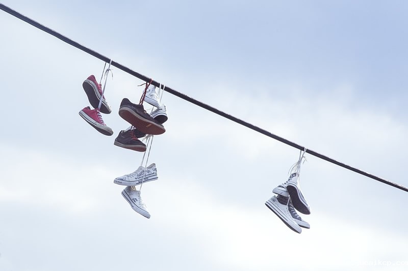 1568022029417912.jpg shoes-2894216_960_720.jpg