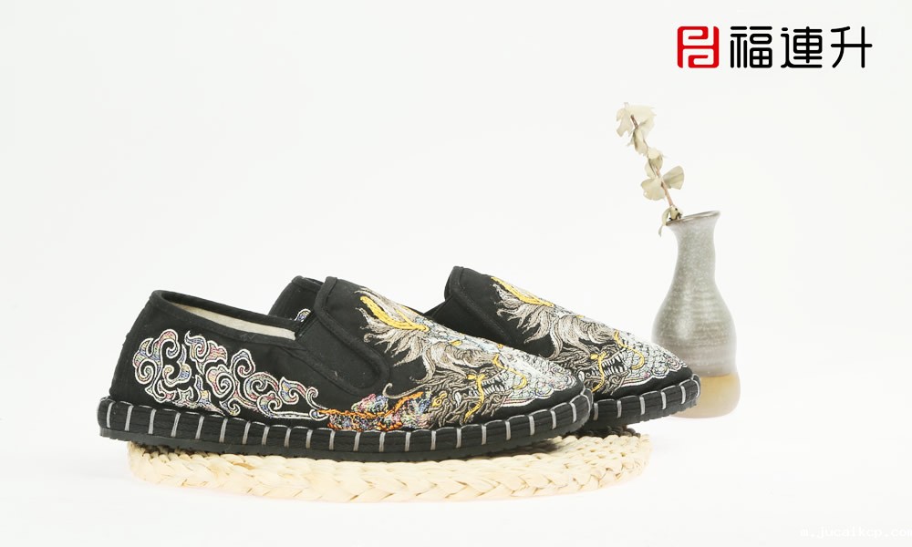 jucaikcp男士刺绣亚麻复古风中国龙祥云老北京布鞋单鞋(图2)