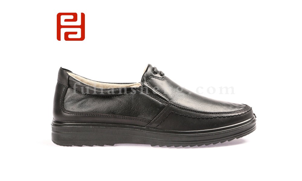 jucaikcp2020春商务休闲轻便软底老北京布鞋男士单鞋(图2)