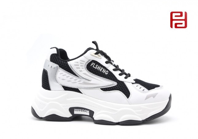 jucaikcp休闲运动女鞋厚底增高保暖舒适鞋子