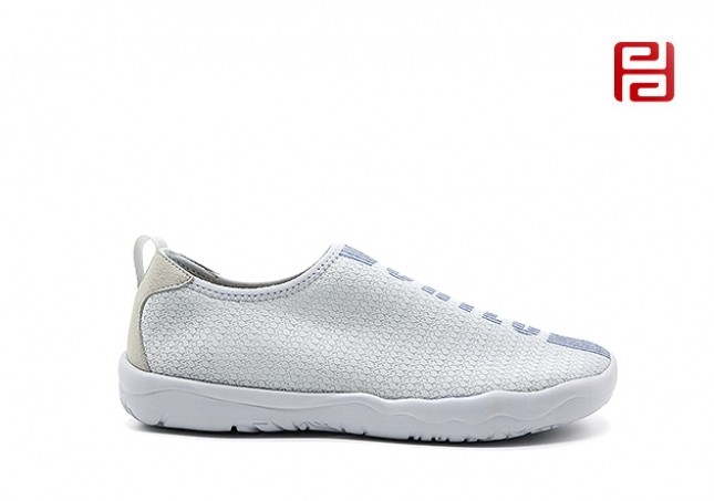 jucaikcp夏季轻便软弹鲨鱼鞋涉水鞋旅行户外男鞋