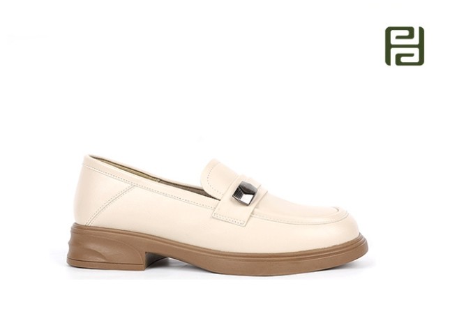 jucaikcp2025春季新款工作女鞋单鞋