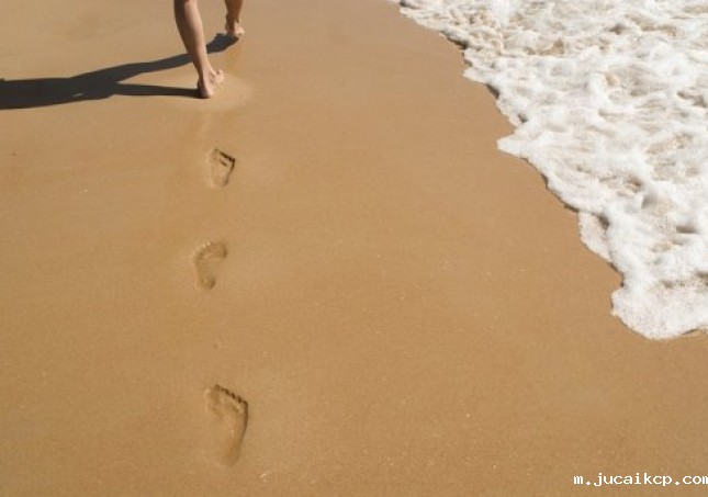 危害中年人足部健康的因素有哪些？