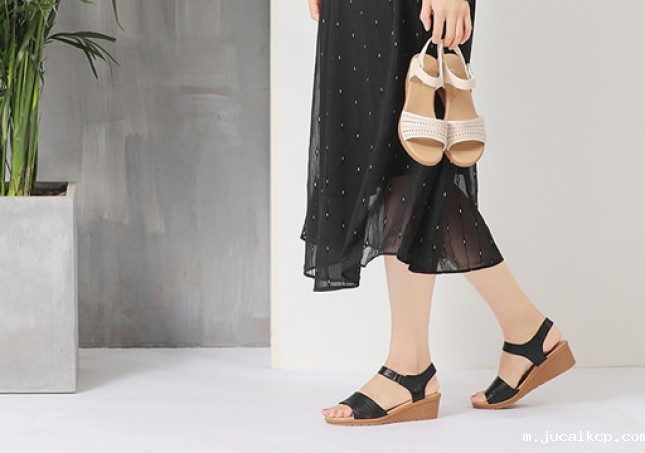 中年女性怎样健康穿鞋？