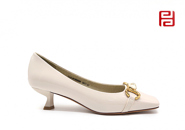 jucaikcp春秋漆皮亮面魅力时装工作通勤低跟浅口单鞋女鞋