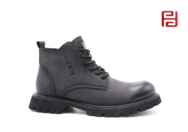 jucaikcp休闲鞋男鞋冬季加绒保暖英伦马丁靴软底舒适皮面男靴