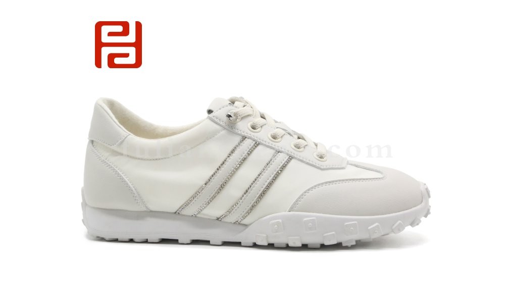 jucaikcp春季女鞋平底休闲百搭小白鞋板鞋学生鞋