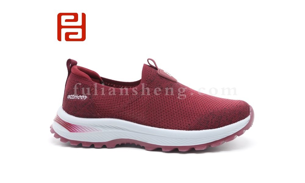 jucaikcp春季休闲舒适运动鞋透气软底中老年散步女鞋